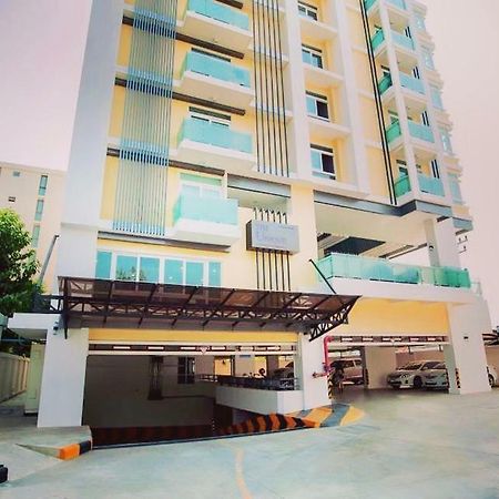 The Unique Condo Nimman Чиангмай Екстериор снимка