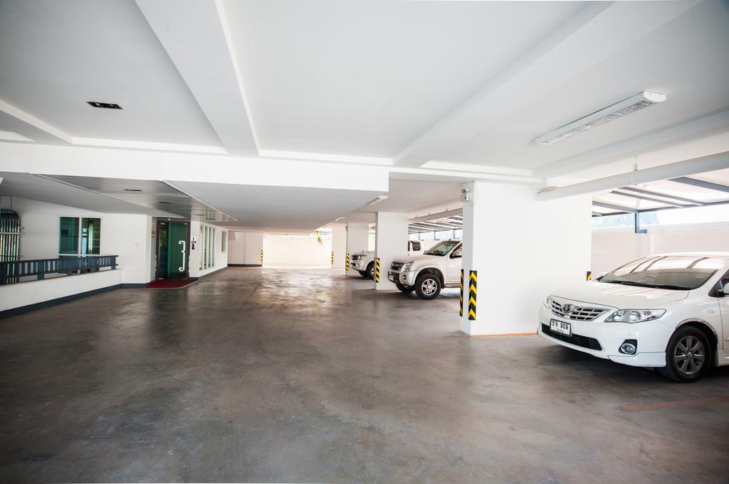 The Unique Condo Nimman Чиангмай Екстериор снимка