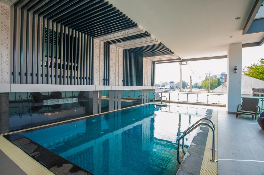 The Unique Condo Nimman Чиангмай Екстериор снимка
